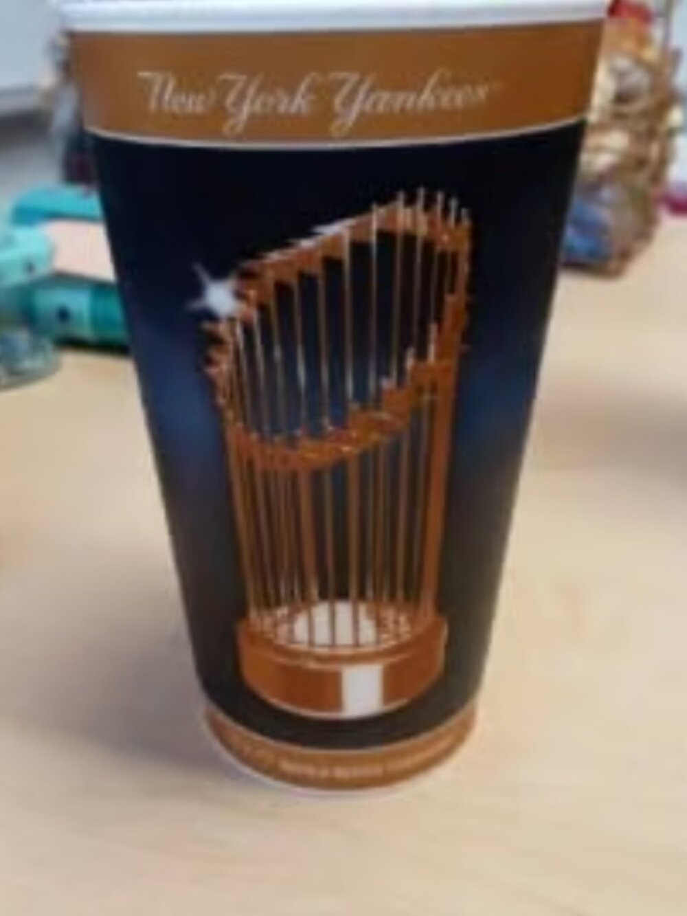 NY Yankees '09 Championship Holographic Cup